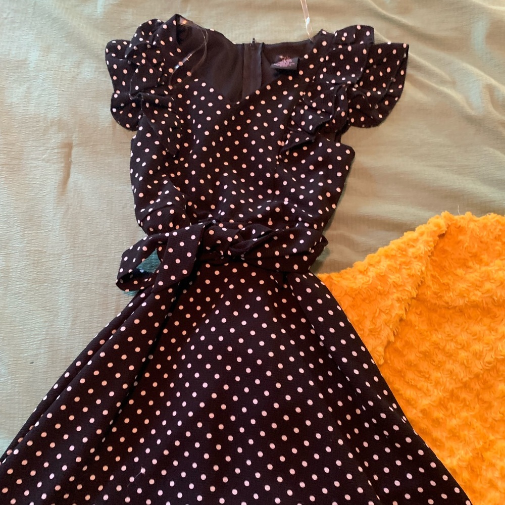Xtraordinary polka dot tie dress